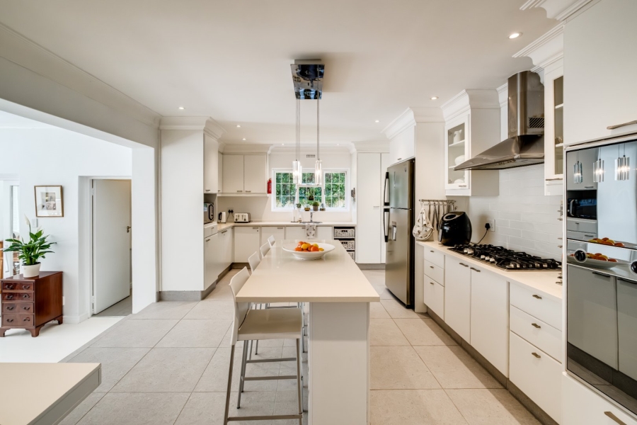 To Let 4 Bedroom Property for Rent in Constantia Western Cape